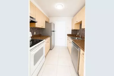 2020 NE 135th St #710, North Miami, FL 33181 - Photo 4