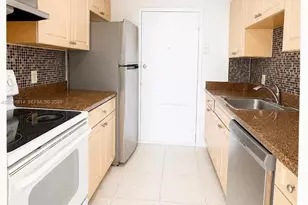 2020 NE 135th St, North Miami, FL 33181 - Photo 4