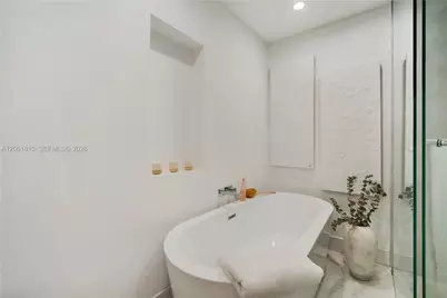324 Caribbean Rd, Key Biscayne, FL 33149 - Photo 18