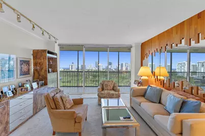 20335 W Country Club Dr #1806, Aventura, FL 33180 - Photo 4