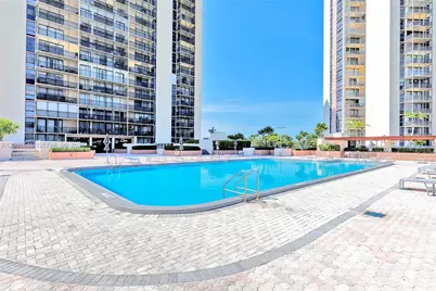 20335 W Country Club Dr #1806, Aventura, FL 33180 - Photo 34