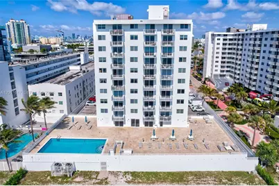 345 Ocean Dr #718, Miami Beach, FL 33139 - Photo 8