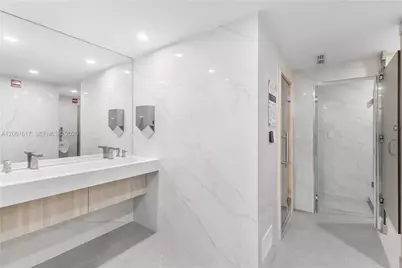 345 Ocean Dr #718, Miami Beach, FL 33139 - Photo 14