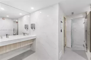 345 Ocean Dr, Miami Beach, FL 33139 - Photo 14