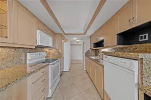 4000 Towerside Terrace, Miami, FL 33138 - Photo 16