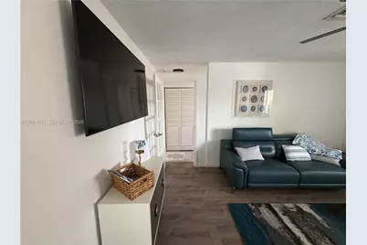 191 NW 17th Ave #3, Miami, FL 33125 - Photo 10