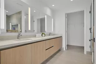 2411 Laguna Cir, North Miami, FL 33181 - Photo 14