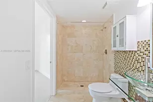 350 S Miami Ave, Miami, FL 33130 - Photo 18