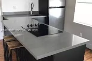 1618 Michigan Ave, Miami Beach, FL 33139 - Photo 1
