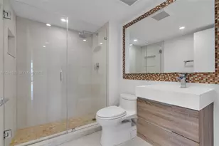 881 Ocean Dr, Key Biscayne, FL 33149 - Photo 28