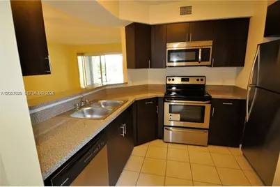 3473 NW 44th St #103, Oakland Park, FL 33309 - Photo 8
