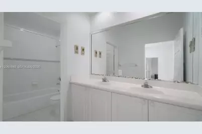 11022 NW 48th Ln, Doral, FL 33178 - Photo 32