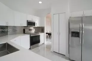 11022 NW 48th Ln, Doral, FL 33178 - Photo 14