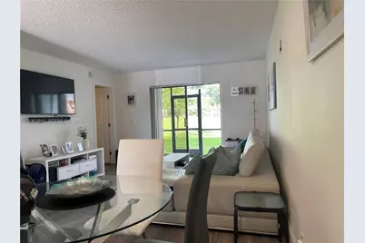 10434 Sunrise Lakes Blvd #107, Sunrise, FL 33322 - Photo 4