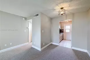 6211 SW 37th St, Davie, FL 33314 - Photo 6