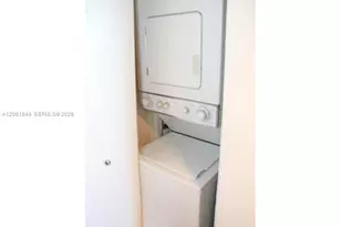 50 Biscayne Blvd, Miami, FL 33132 - Photo 14