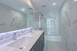 488 NE 18th St, Miami, FL 33132 - Photo 34
