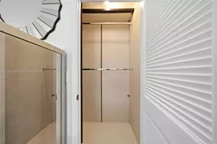 9801 Collins Ave, Bal Harbour, FL 33154 - Photo 28