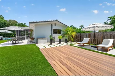 11504 NE 6th Ave, Biscayne Park, FL 33161 - Photo 94