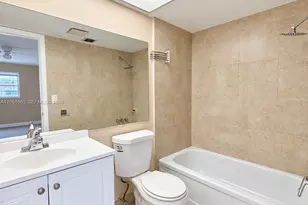 4044 NW 19th St, Lauderhill, FL 33313 - Photo 8