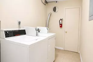 4044 NW 19th St, Lauderhill, FL 33313 - Photo 10