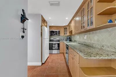 14382 SW 97th Ter, Miami, FL 33186 - Photo 14