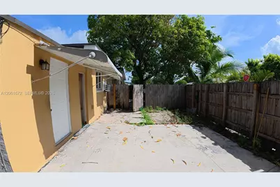 5400 SW 36th St #1, West Park, FL 33023 - Photo 2