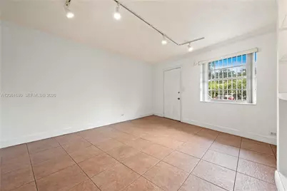 1610 NW N River Dr #110, Miami, FL 33125 - Photo 4