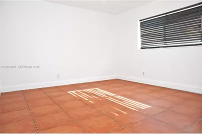 304 SE 9th Ct #6, Hallandale Beach, FL 33009 - Photo 16