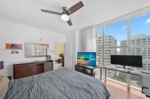 950 Brickell Bay Dr, Miami, FL 33131 - Photo 10