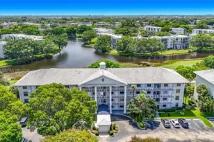 1713 Whitehall Dr, Davie, FL 33324 - Photo 4