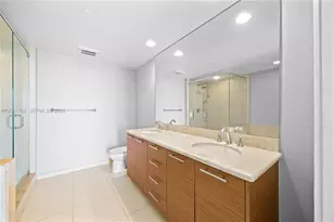 50 Biscayne Blvd, Miami, FL 33132 - Photo 20