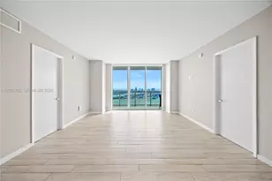 50 Biscayne Blvd, Miami, FL 33132 - Photo 6