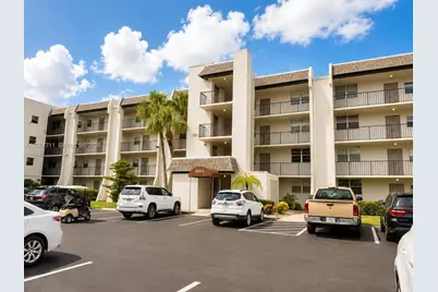 9420 Poinciana Pl #417, Davie, FL 33324 - Photo 32