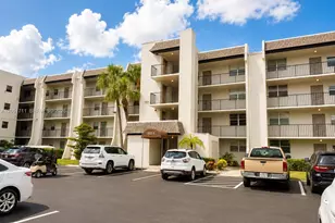 9420 Poinciana Pl, Davie, FL 33324 - Photo 32