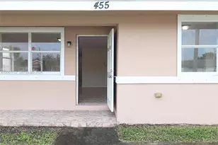 455 NW 14th St, Florida City, FL 33034 - Photo 4