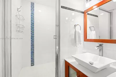 5601 Collins Ave #1515, Miami Beach, FL 33140 - Photo 20