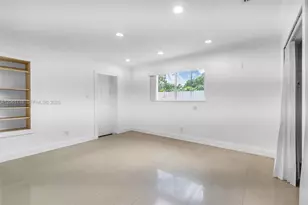 3685 W 9th Ave, Hialeah, FL 33012 - Photo 12
