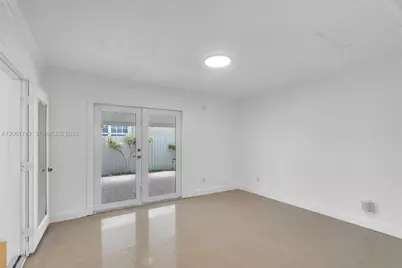 3685 W 9th Ave, Hialeah, FL 33012 - Photo 12