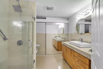 3685 W 9th Ave, Hialeah, FL 33012 - Photo 14