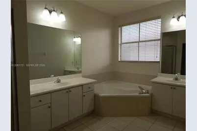 320 SW 87th Ct, Miami, FL 33174 - Photo 24