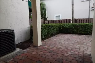 320 SW 87th Ct, Miami, FL 33174 - Photo 26
