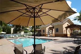 320 SW 87th Ct, Miami, FL 33174 - Photo 32