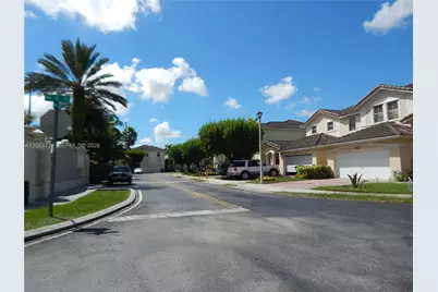 320 SW 87th Ct, Miami, FL 33174 - Photo 34