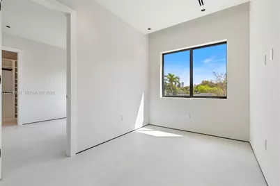 1746 SW 21st Ter #left, Miami, FL 33145 - Photo 10
