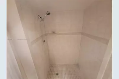 18051 Biscayne Blvd #801, Aventura, FL 33160 - Photo 16
