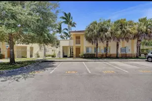 6235 SW 47th Manor, Davie, FL 33314 - Photo 14