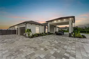 18261 SW 224th St, Miami, FL 33170 - Photo 1