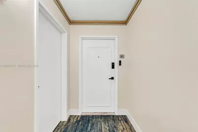 18071 Biscayne Blvd #901, Aventura, FL 33160 - Photo 2