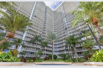 7601 E Treasure Dr #1809, North Bay Village, FL 33141 - Photo 18